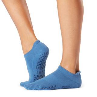 Tavi Grip Socks Savvy Mesa Wild NEW Sizes Small or Medium Non Slip Grip  Sole