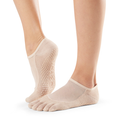 Full Toe Toe Luna in Nude Grip Socks - ToeSox - Mad-HQ